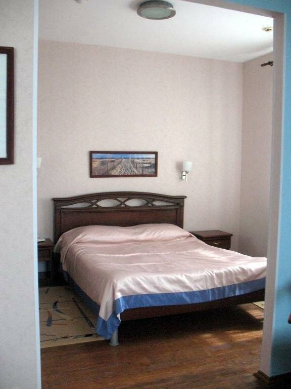 Номер люкс с 1 двуспальной кроватью